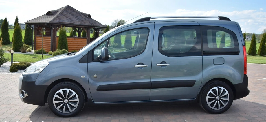 Peugeot Partner cena 24900 przebieg: 230000, rok produkcji 2010 z Chełmża małe 781